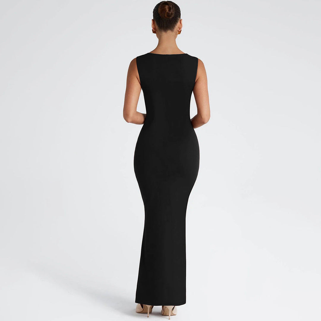 Formal women's elegant evening dress. Square neck and beautiful draping detail, ideal for gala events or parties.