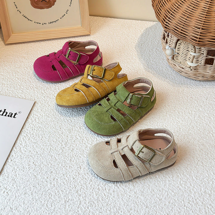 Adjustable open-toe sandals for toddlers & kids, ideal boys' & girls' summer play shoes.