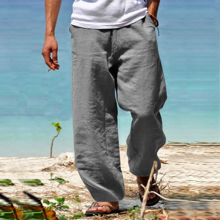 Light summer men's pants, breathable & stylish for active wear or a laid-back look.
