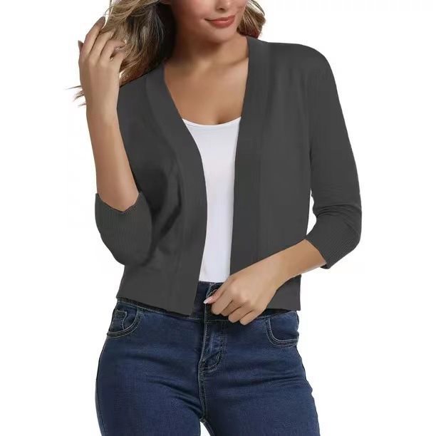 Lightweight women's cardigan for casual wear, open front, 3/4 sleeves, easy to layer.