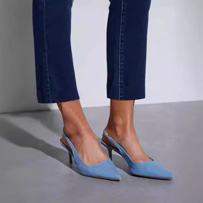 Women's comfortable cropped jeans, modern fit, high-waisted, essential for spring fashion.