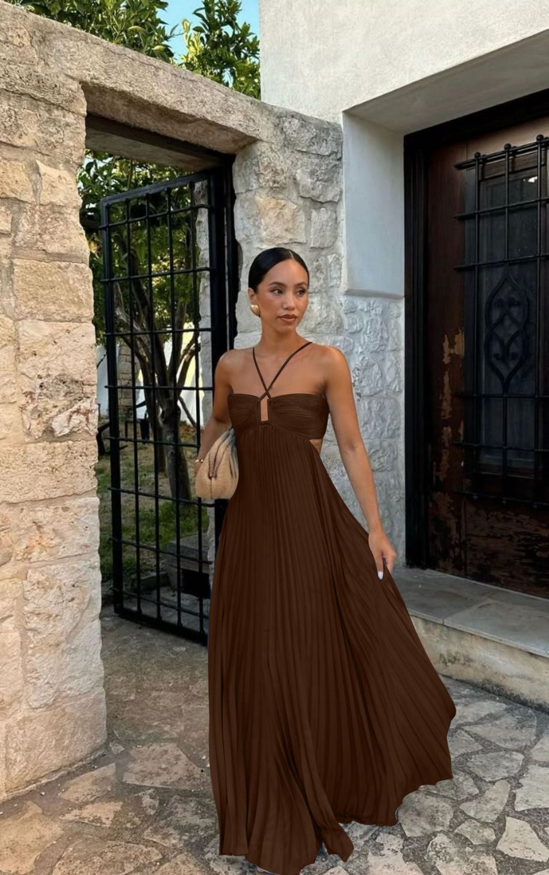Pleated off-shoulder women's formal dress, featuring sophisticated elegant straps for a refined, modern look.