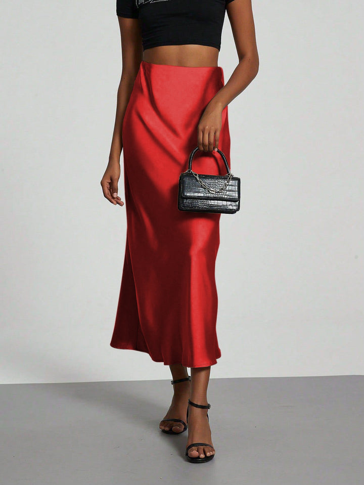 Graceful women's elegant maxi skirt, perfect for a flowing summer or evening look.