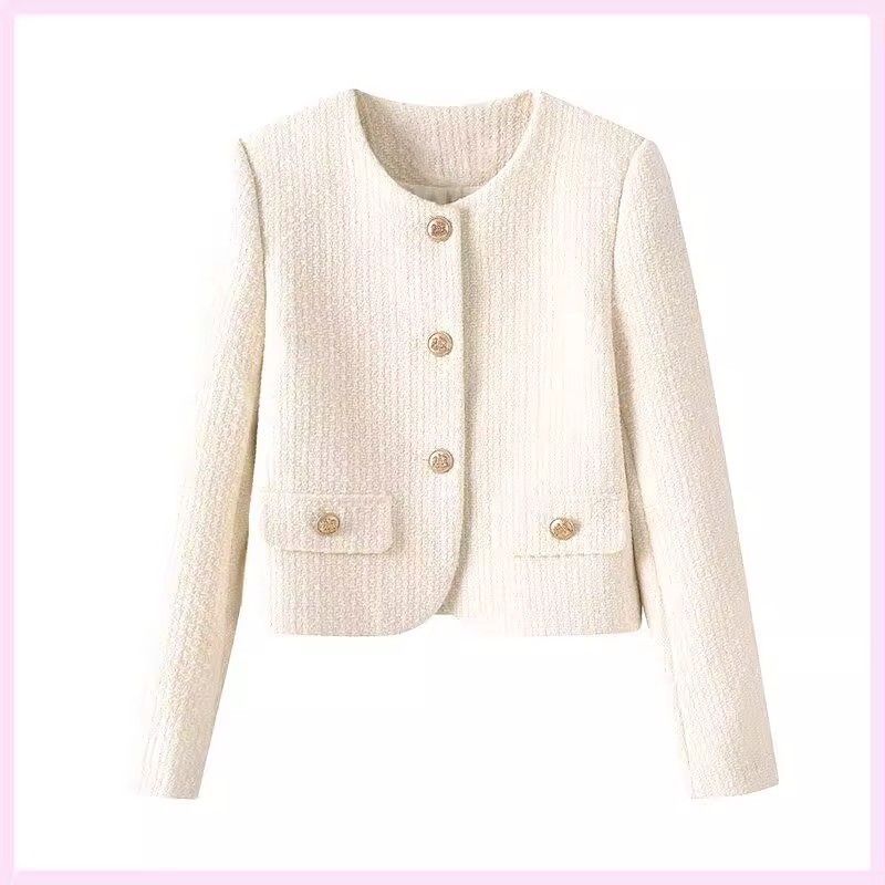 Elegant women's short jacket, featuring stylish gold buttons, a chic and classic choice for any occasion.