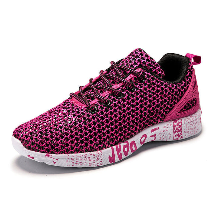 Breathable men's walking shoes, lightweight and supportive. Ideal athletic footwear for daily comfort.