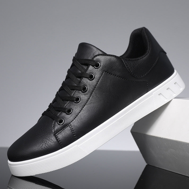 Athletic casual women's sneakers. Classic design, ultimate comfort for everyday versatility.