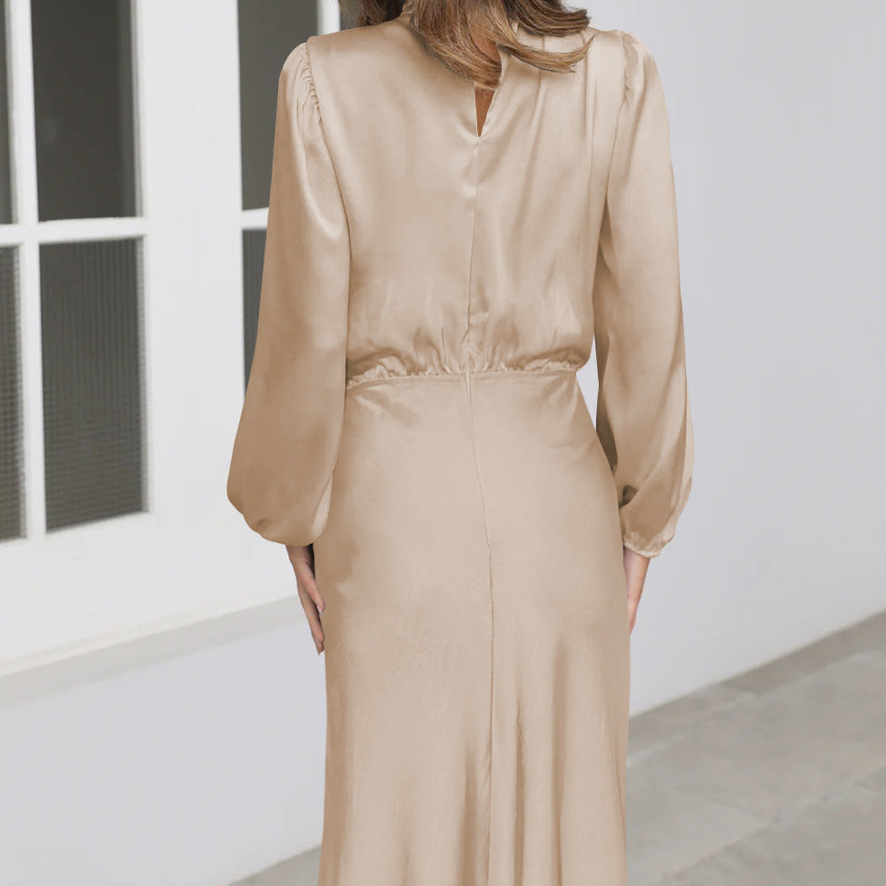 Beautiful long sleeve midi dress for women, with an elegant high neck, suitable for special occasions.