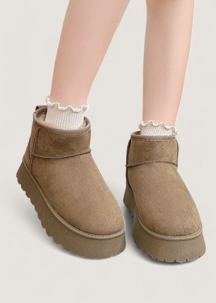 Warm women's Tanni soft boots, perfect for ultimate cold weather comfort. Stylish and cozy everyday winter footwear.