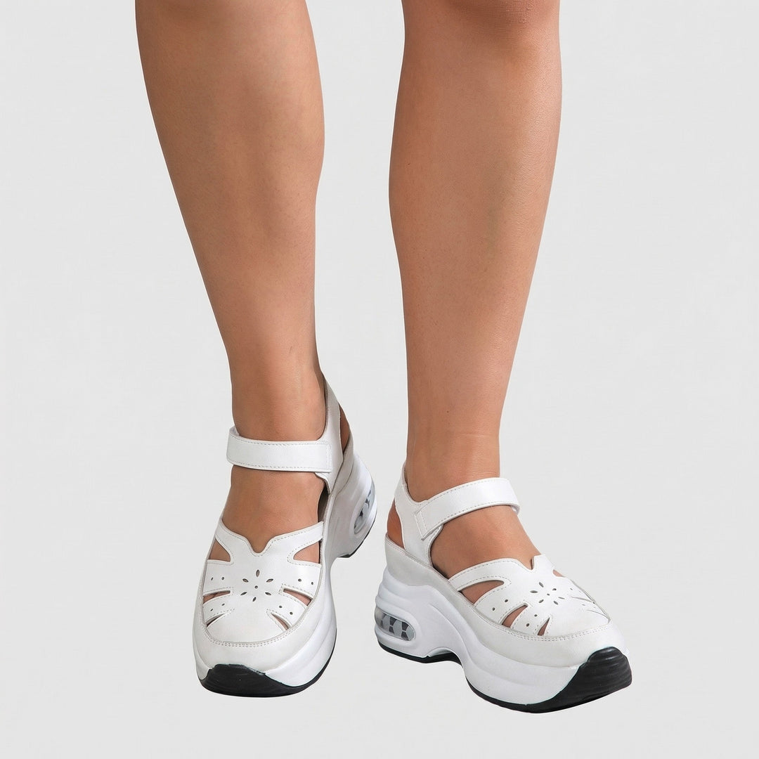 Women's orthopedic comfort sandals with arch support, lightweight design, perfect for walking.