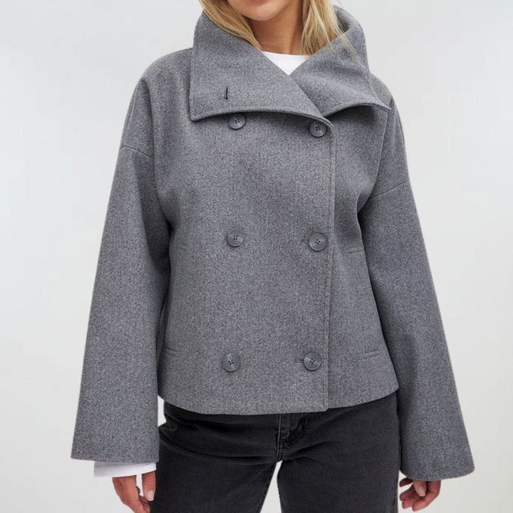 Versatile women's cropped double-breasted coat, offering chic and sophisticated style.