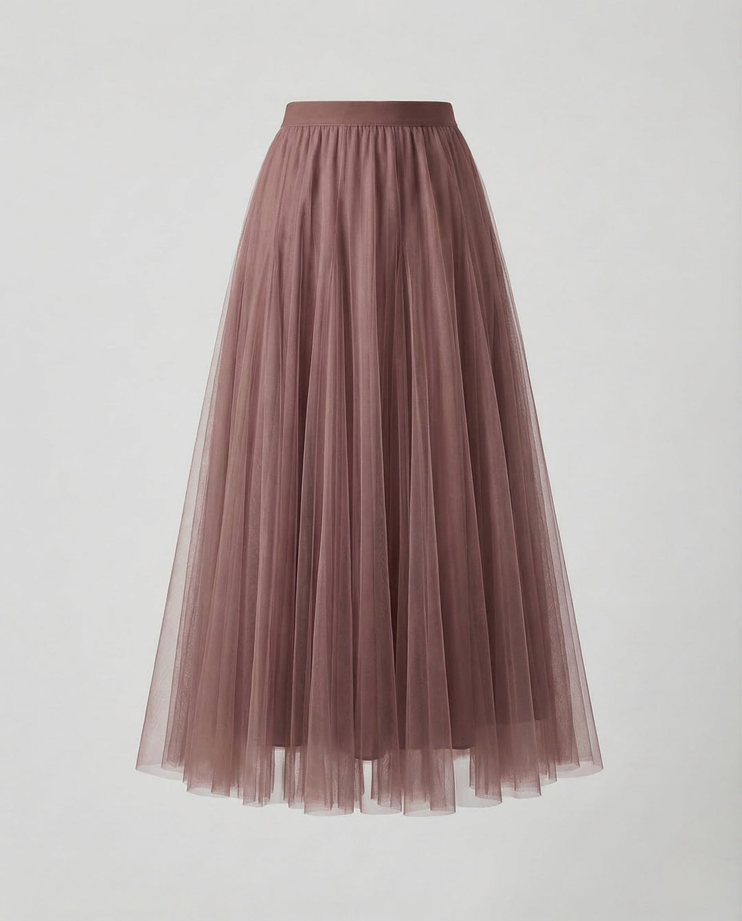 Graceful women's pleated maxi skirt, high-waisted and flowy for an elegant summer fashion look.
