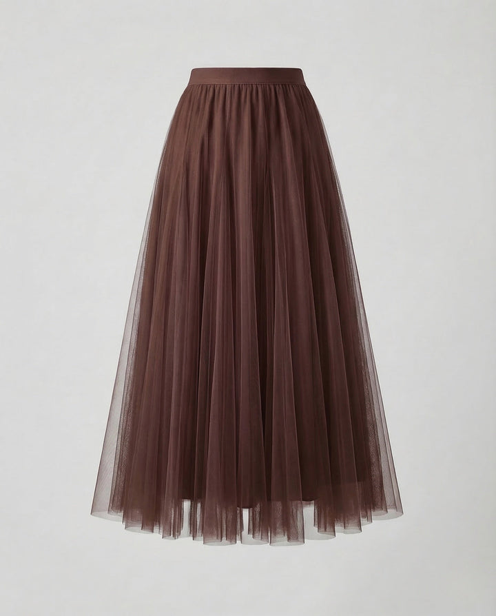 Women's elegant pleated maxi skirt, transitions from formal office wear to evening parties.