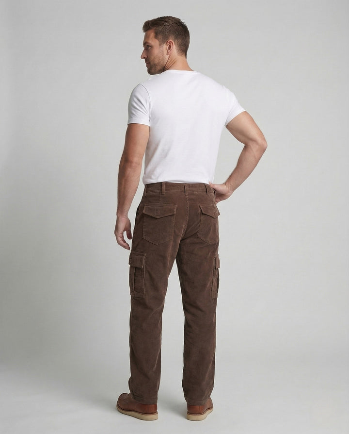 Functional men's utility pants, loose fit design for maximum comfort, great for workwear or daily adventures.