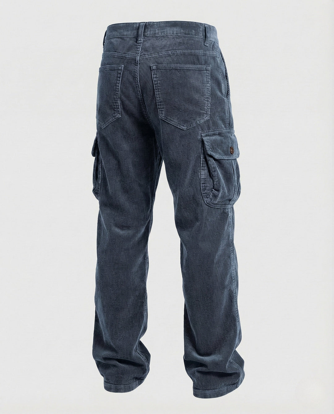 Practical men's loose fit cargo trousers, comfortable and durable, offering plenty of storage for any activity.