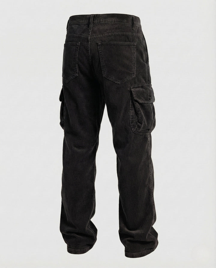 Men's casual cargo trousers, durable and practical with ample storage, perfect for everyday wear and utility.