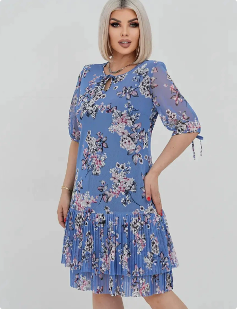 Flowy women's floral midi dress with puff sleeves & tiered skirt, ideal for elegant summer and spring events.