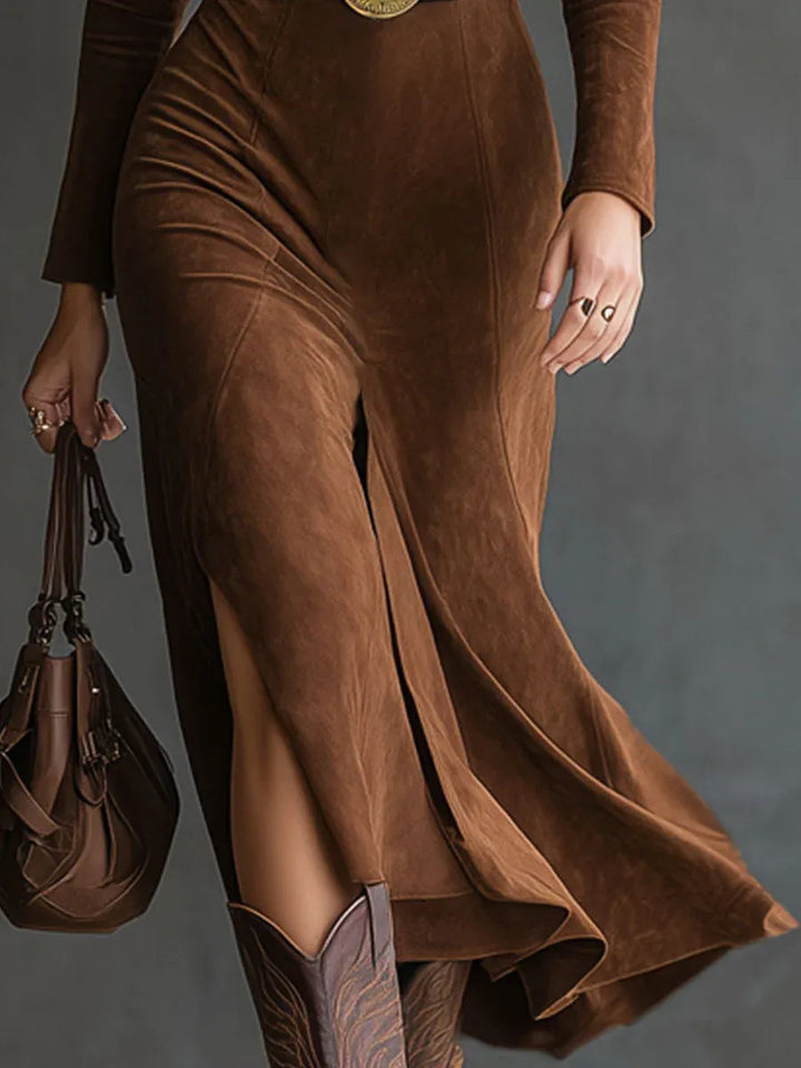 Stylish women's midi collar dress, elegant design with a touch of western charm. A versatile piece for women's fashion.