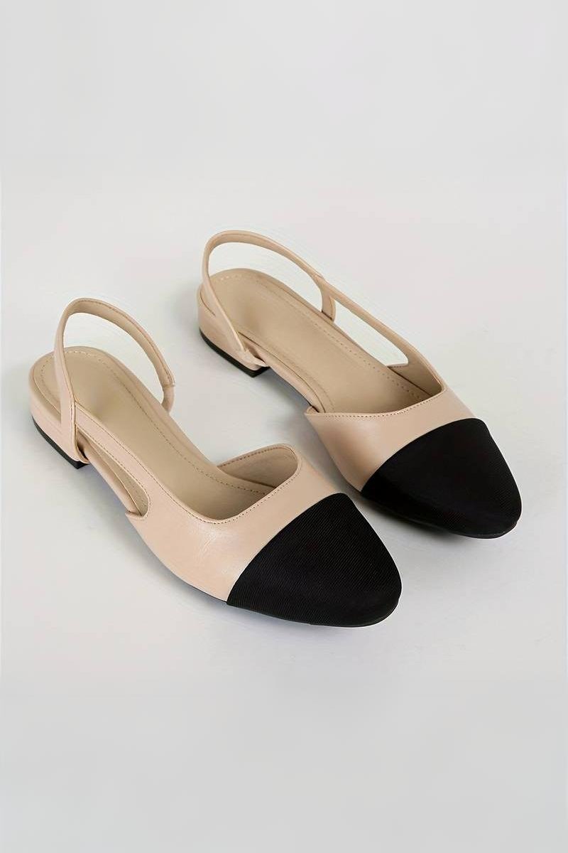 Chic women's slingback ballerinas in beige and black, comfortable and versatile flat footwear.