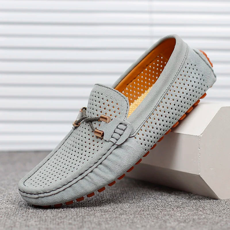 Slip-on men's casual loafers, classic and breathable for ultimate comfort and relaxed style.
