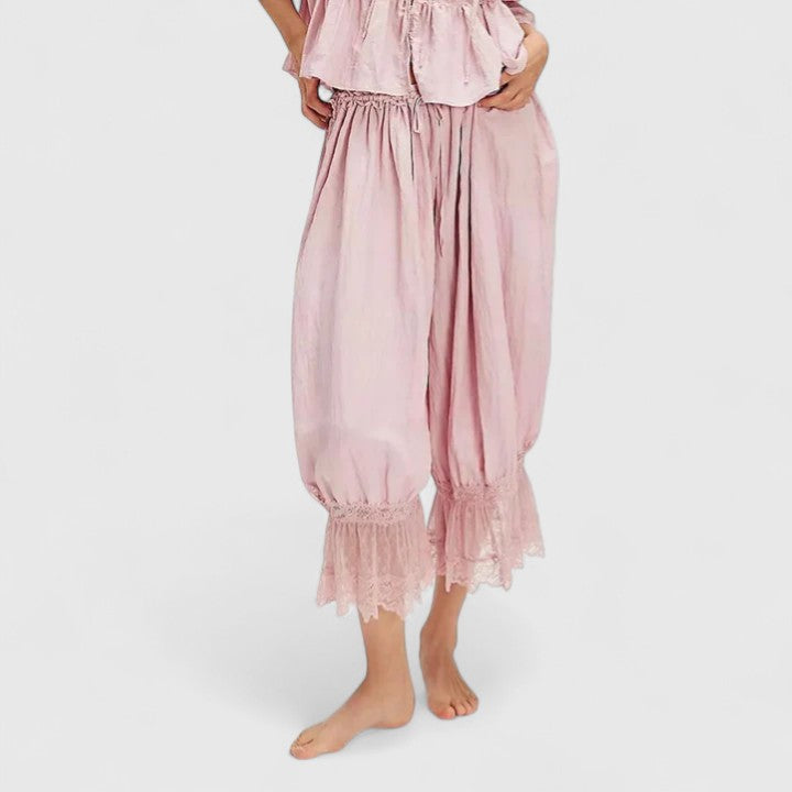 Women's comfortable patchwork trousers, loose fit, perfect for casual everyday wear.