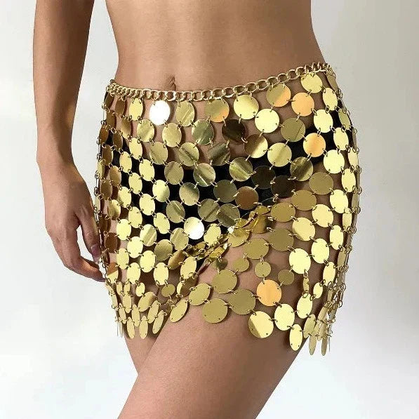 Fashionable women's sparkling sequin mini skirt, ideal for glamorous evening wear & dazzling party occasions.