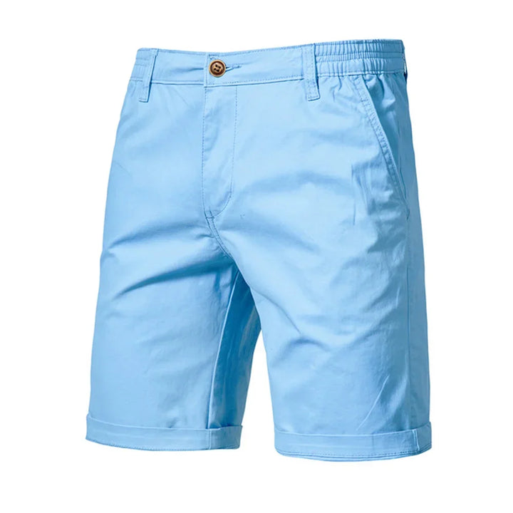 Everyday men's tailored chino shorts: smart casual, comfortable, and perfect for summer style.