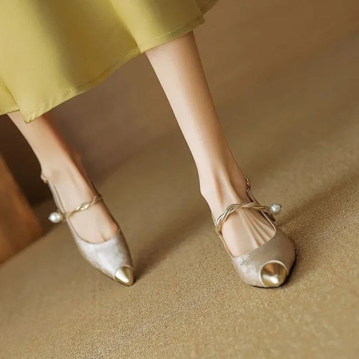 Luxurious women's formal heels, featuring a sharp pointed toe and stable heel for all-day comfort.