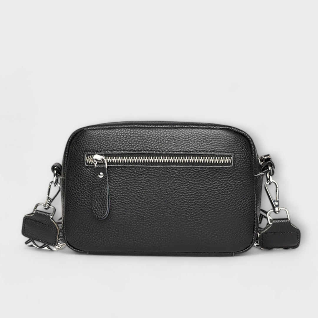 Elegant women's mini handbag. Versatile shoulder bag & crossbody, perfect for daily essentials fashion accessory.