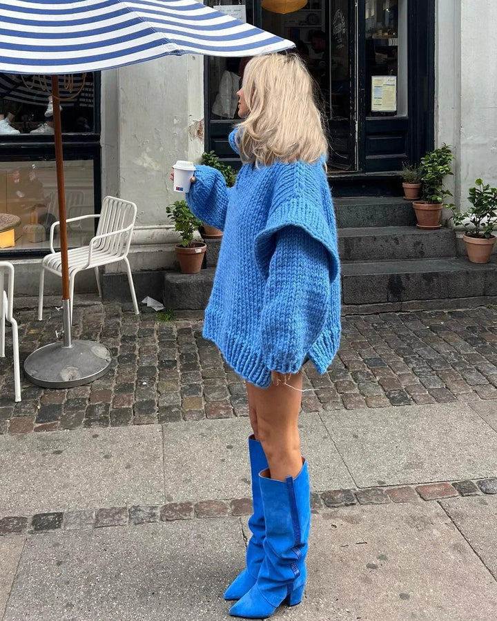Fall fashion oversized turtleneck sweater dress, women's cozy knit mini, chic for everyday wear.