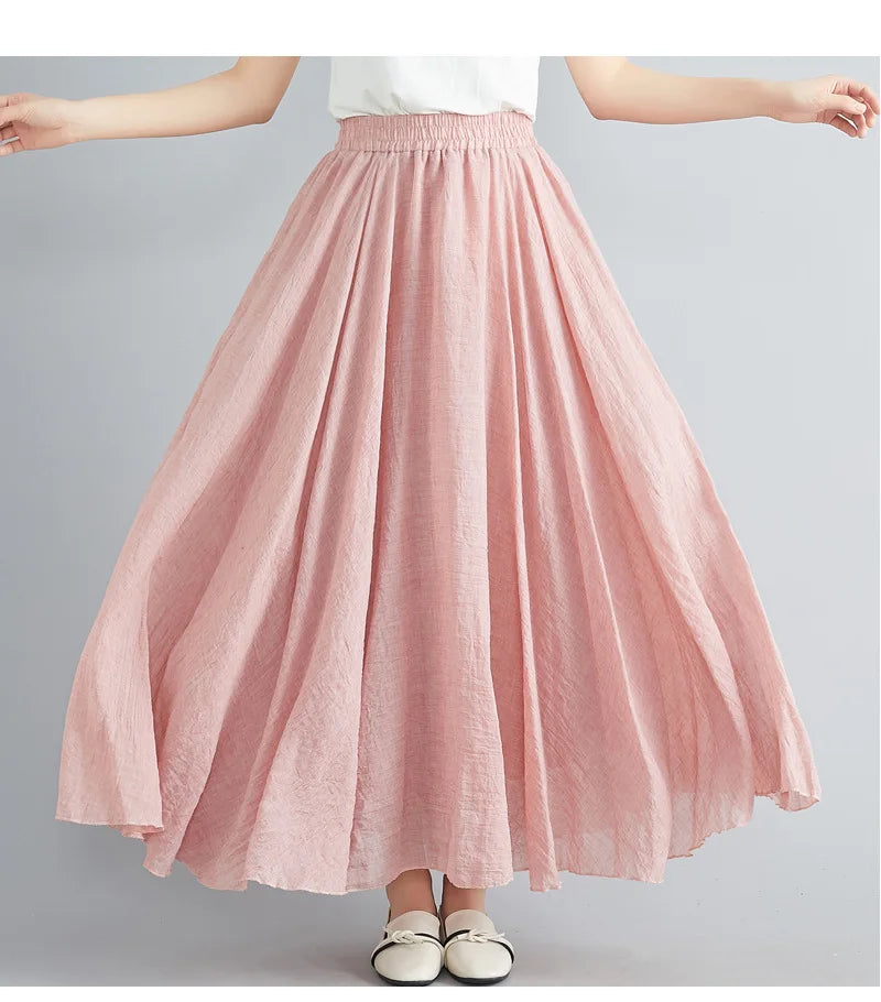 Women's elegant maxi skirt, flowing & fashionable for summer.