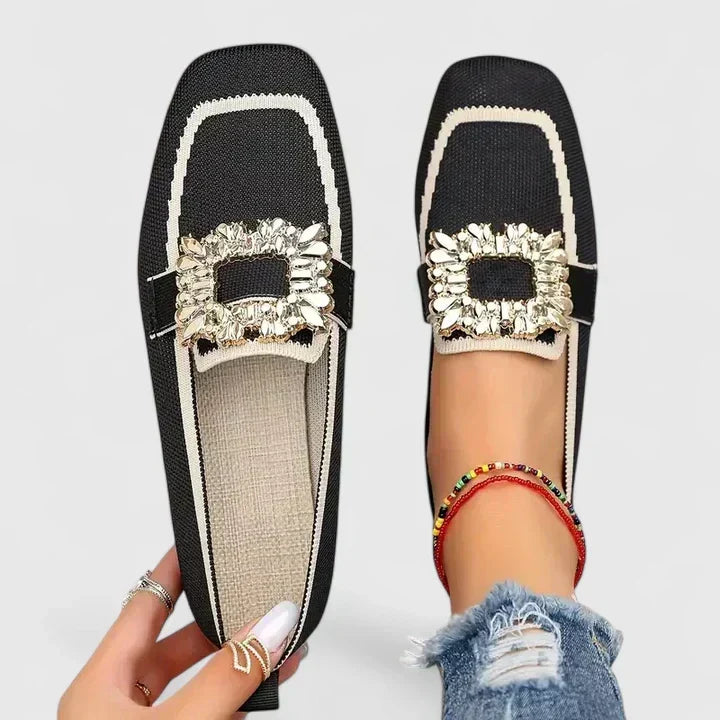 Ergonomic women's loafers for foot health, offering pain relief & essential arch support.