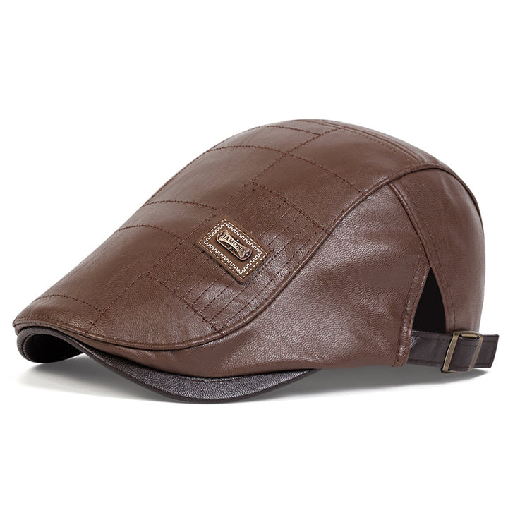 Stylish men's flat cap with quilted texture. Classic design, ideal for everyday smart casual fashion.