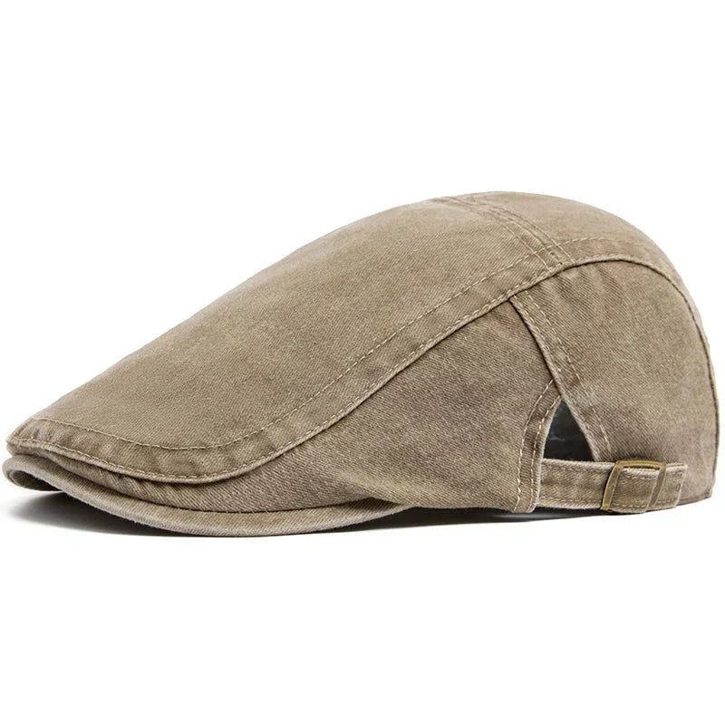 Men's classic flat cap, an everyday hat combining timeless style with comfortable casual headwear.