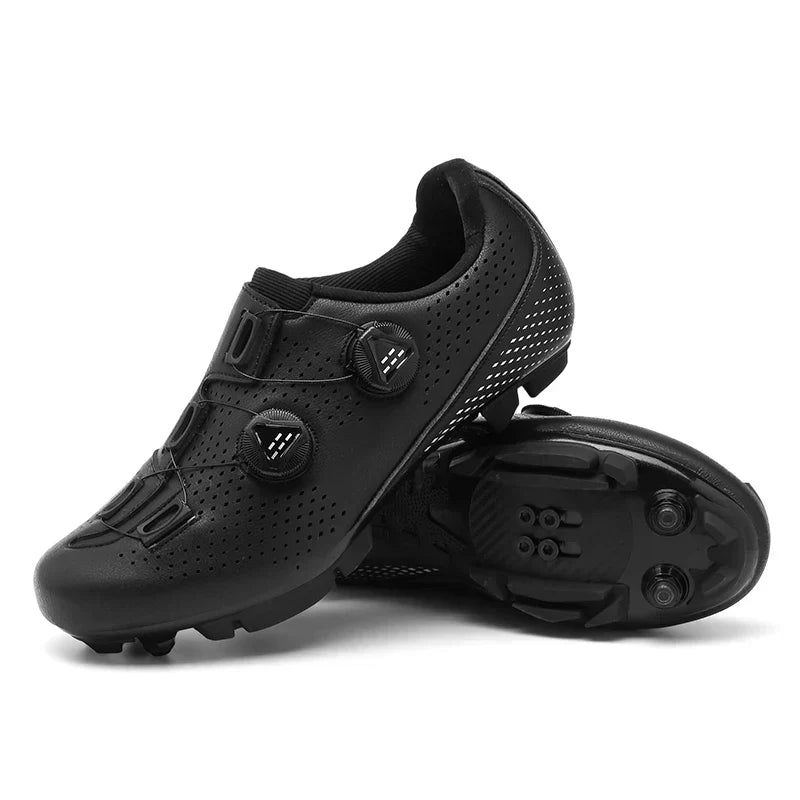 Secure dial closure system on lightweight unisex cycling shoes, ensures optimal fit for MTB & road biking performance.