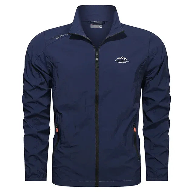 Versatile men's windbreaker, ideal transitional jacket for casual wear & travel. Breathable outerwear.