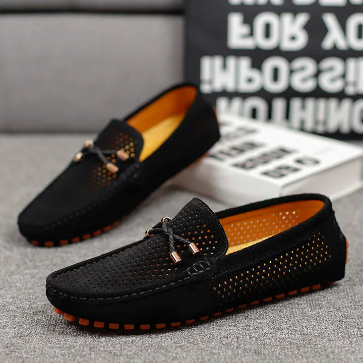 Men's breathable classic loafers, featuring a lightweight design ideal for all-day comfort and wear.