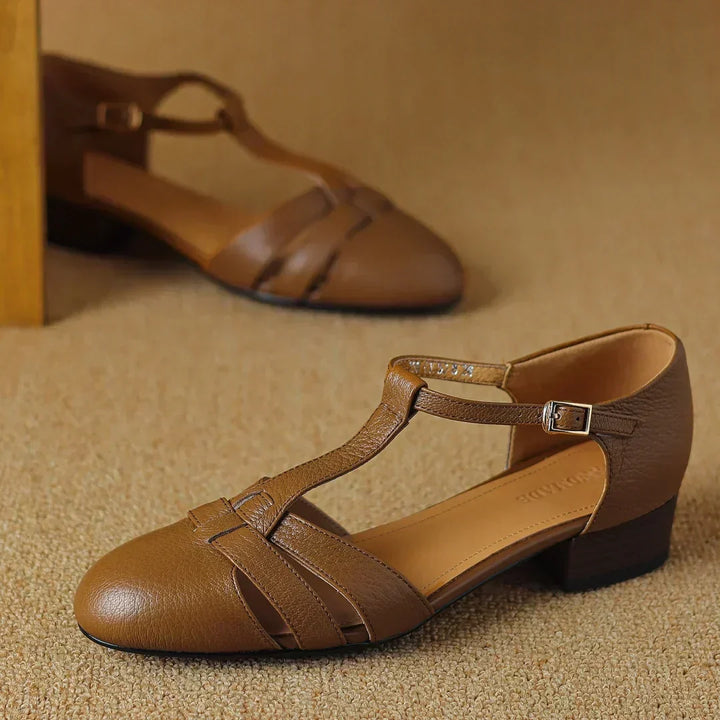 Women's CL-1123 t-bar flats, elegant & comfortable everyday footwear. Classic low heel ballet flats for fashion.