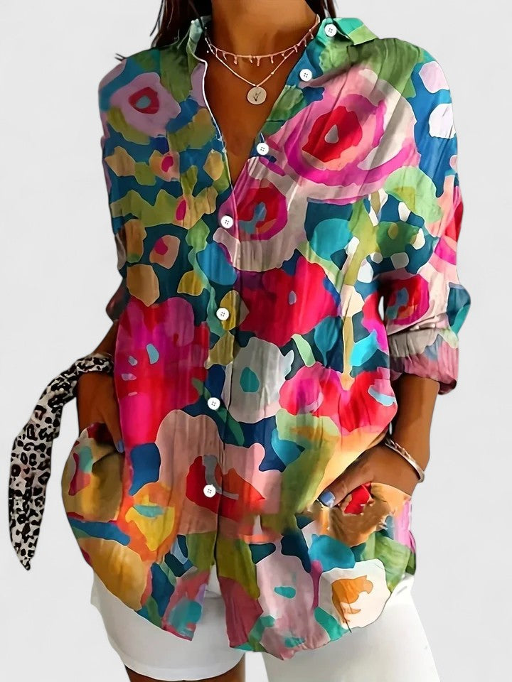 Effortless comfort in this women's floral print blouse. A versatile top for casual wear & everyday style.