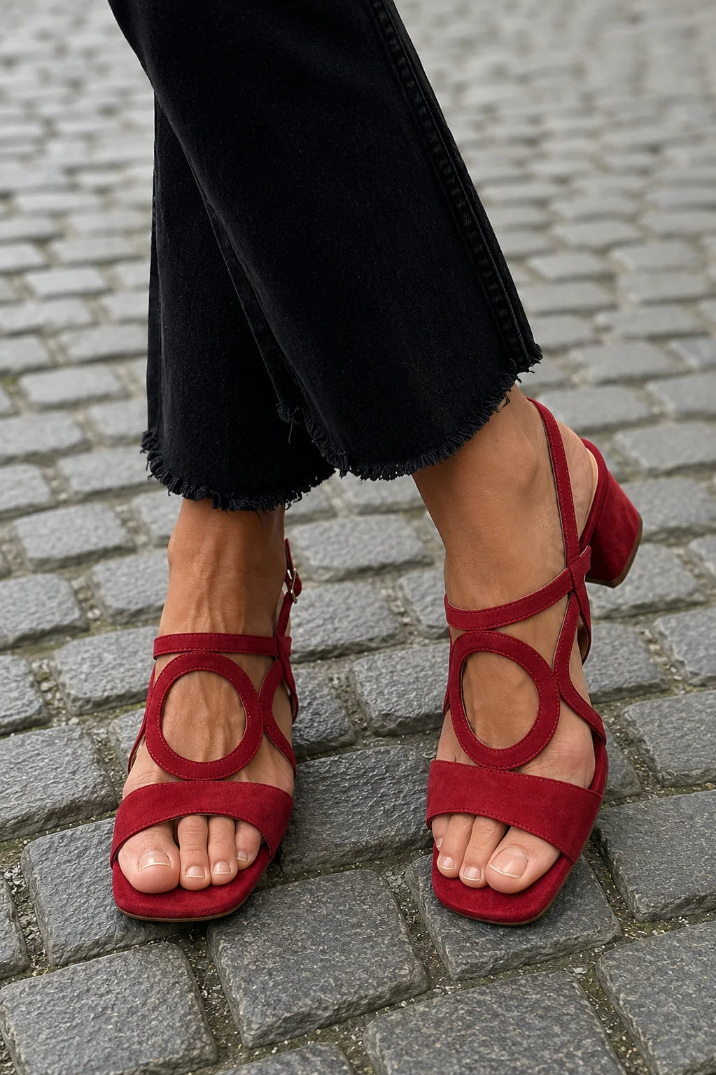 Stylish women's block heel sandals with an ankle cut-out, square toe & slingback strap. Perfect for summer.