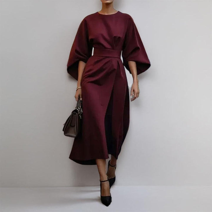Versatile women's satin feel batwing maxi dress, suitable for both formal events and elegant casual wear.
