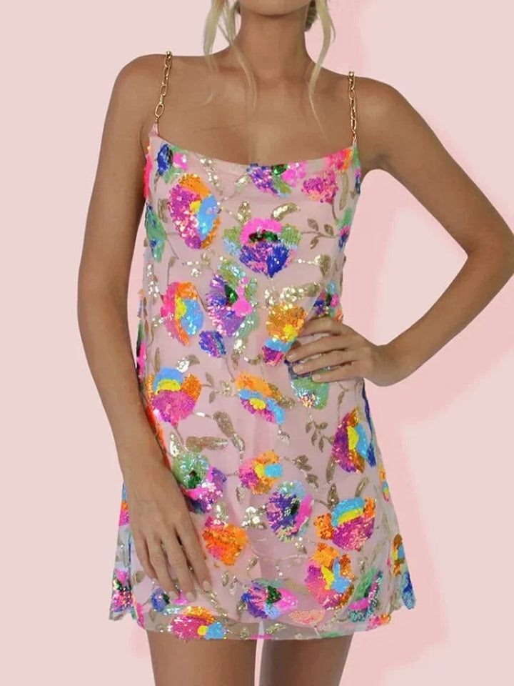 Summer women's floral mini dress, elegant design, ideal for parties, vacations, and everyday wear.
