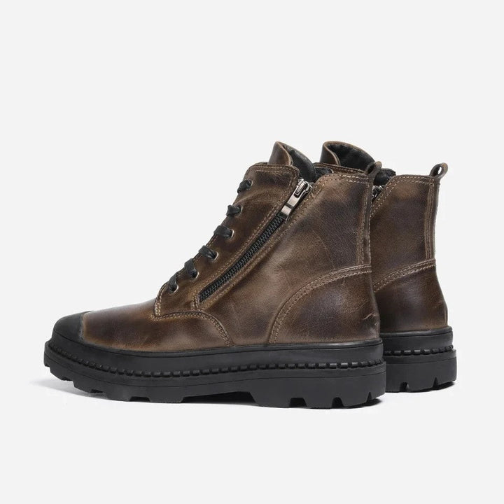 Premium leather men's vintage combat boots with a strong lace-up design and handy side zipper. Warm & sturdy.