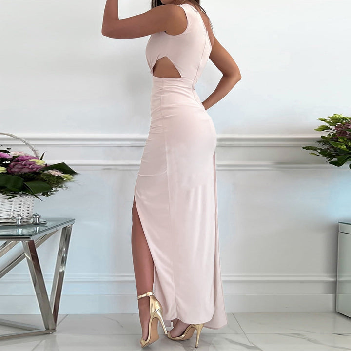 Chic one-shoulder maxi party dress for women. Draped waist and split hem create a stunning silhouette for special occasions.