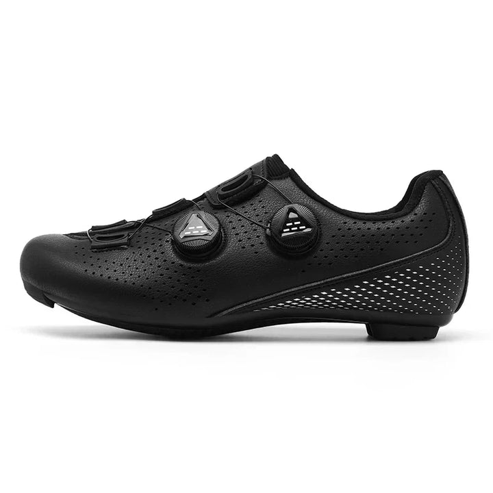 A pair of black & red unisex cycling shoes, engineered for high performance MTB & road biking, athletic sport footwear.