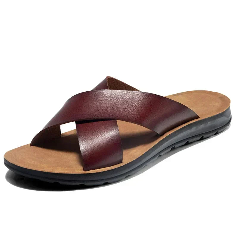 Versatile men's summer slip-on sandals, ideal for outdoor & everyday wear.