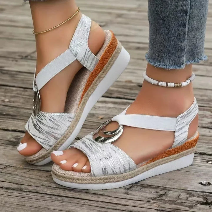 Versatile women's orthopedic sandals, elegant style with built-in arch support for ultimate comfort.