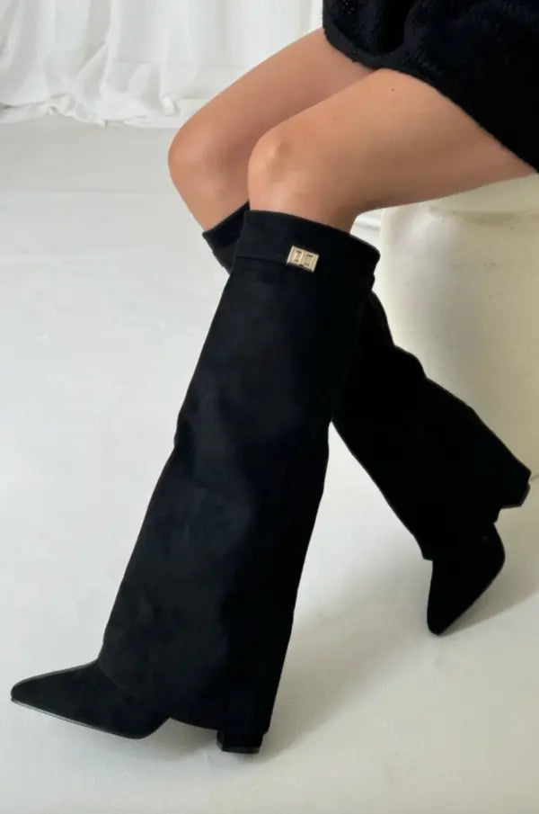 Refined women's tall boots, perfect for elevating everyday style with comfort & elegance.