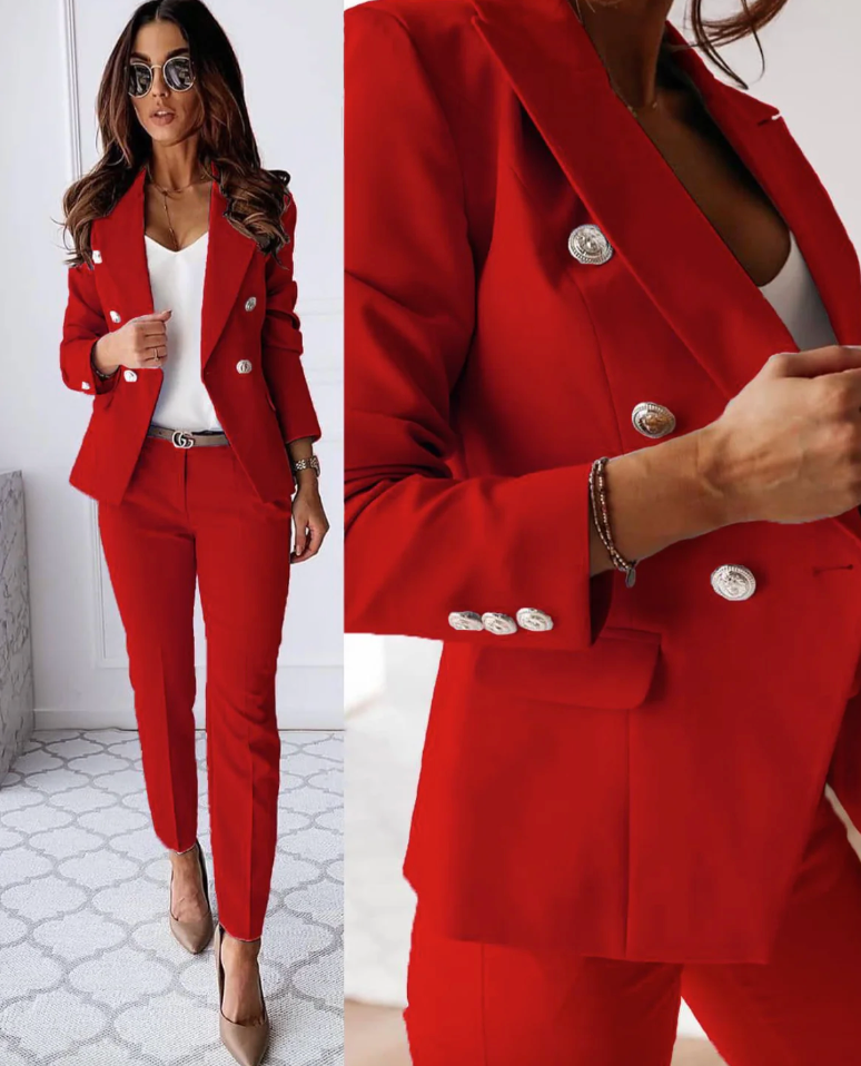 Women's versatile 2-piece outfit set, combining elegant design with comfortable wear.