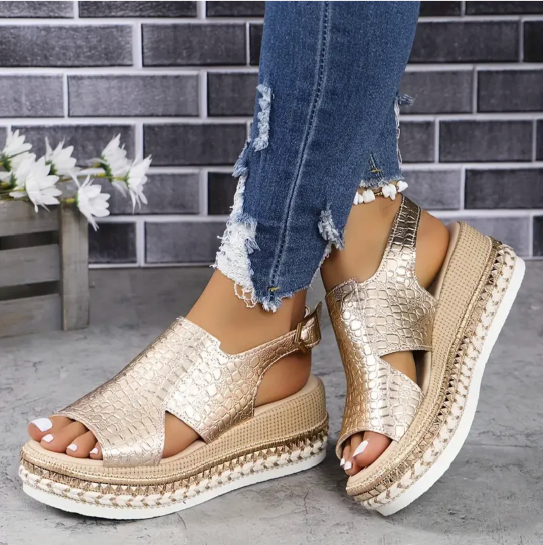 Women's stylish orthopedic sandals for ultimate comfort, featuring arch support & healthy foot care.