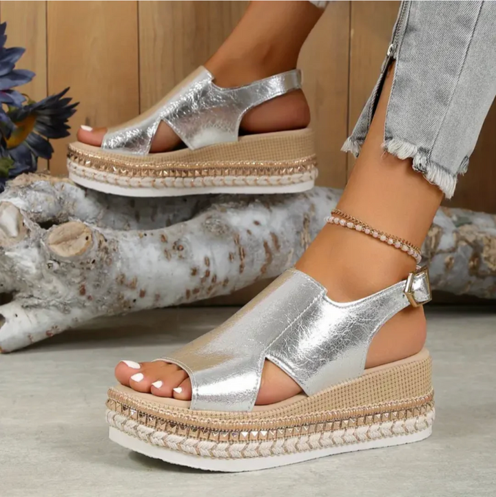 Stylish women's summer sandals designed for orthopedic comfort, ideal for wide fit and everyday wear.